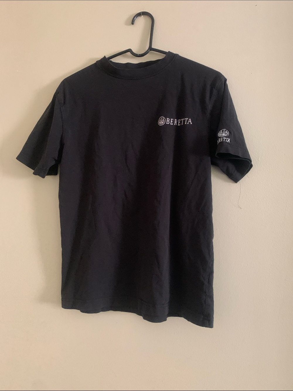 Men's Black Logo Short-Sleeve T-Shirt team beretta